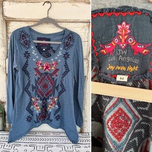 JOHNNY WAS Los Angeles Embroidered Comfy Top Size Medium